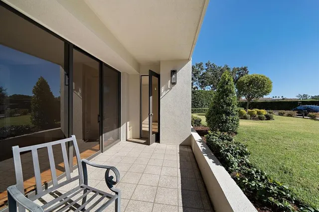 $648,000 | 4 Belleview Boulevard, Unit 106, Belleair, FL 33756