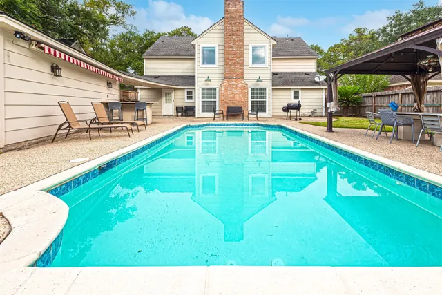 $8,000 | 1807 Saddlecreek Drive, Houston, TX 77090