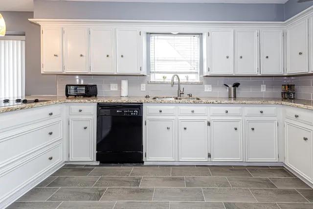 $8,000 | 1807 Saddlecreek Drive, Houston, TX 77090