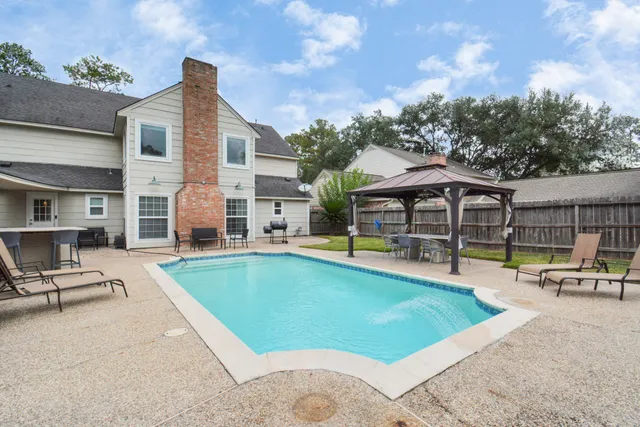 $8,000 | 1807 Saddlecreek Drive, Houston, TX 77090