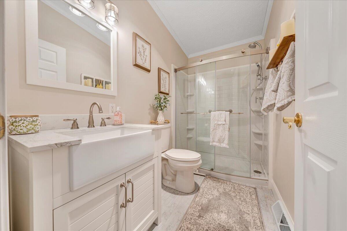 640 Morewood Road Hardy, VA 24101 - Photo 27 of 59 27-MIB04937