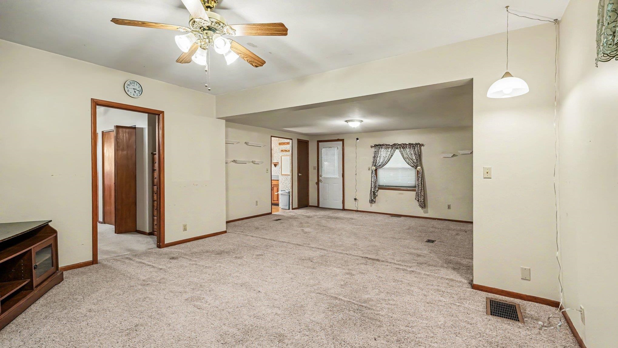 10221 Church Road Vestaburg, MI 48891 - Photo 3 of 46 1947097-0facec2c-e26a-45e1-afea-37a64640c965.JPG