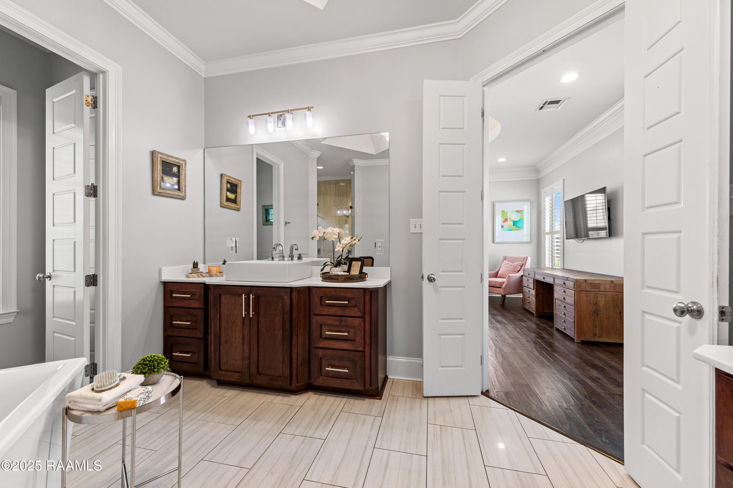 217 Rue De Frejus Broussard, LA 70518 - Photo 23 of 49 Primary Bath