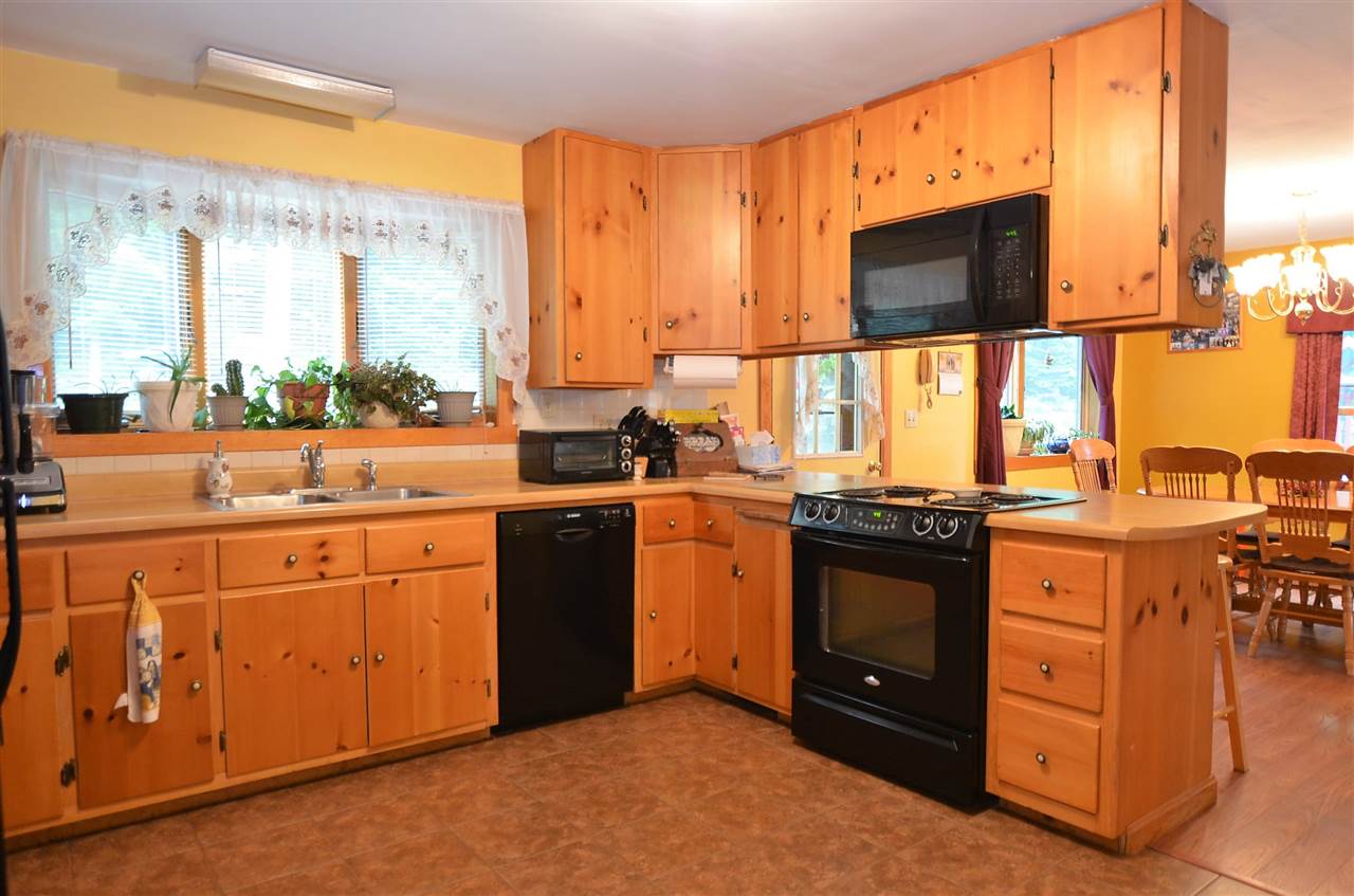 420 Stagecoach Road Sunapee, NH 03782 - Photo 8 of 16