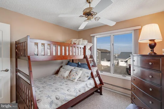 a bathroom with a sink vanity and a mirror