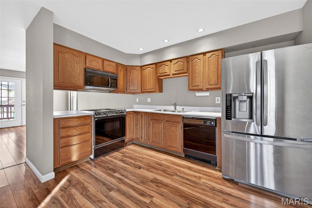 12725 Bennington Common Lane St. Louis, MO 63146 - Photo 7 of 21