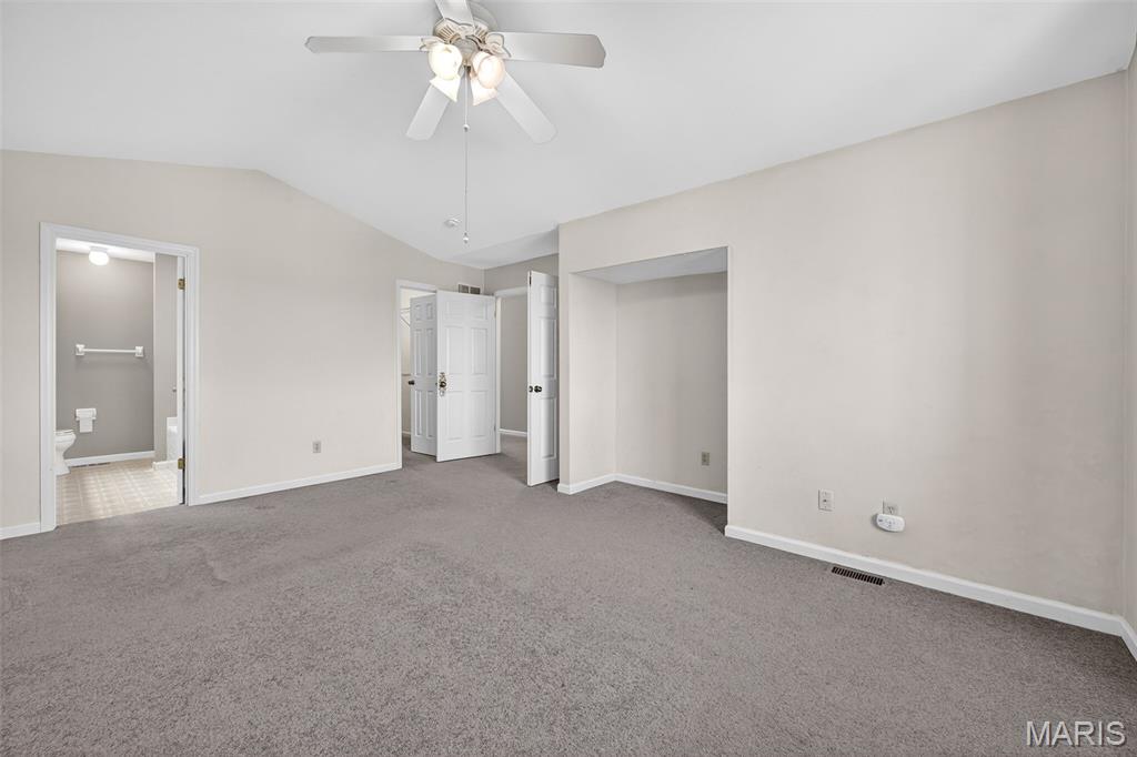 12725 Bennington Common Lane St. Louis, MO 63146 - Photo 8 of 21