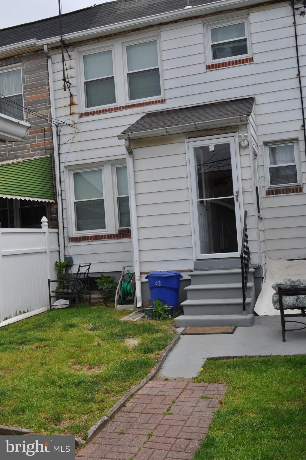 26 Kinship Road Baltimore, MD 21222 - Photo 23 of 24 Back of house and yared
