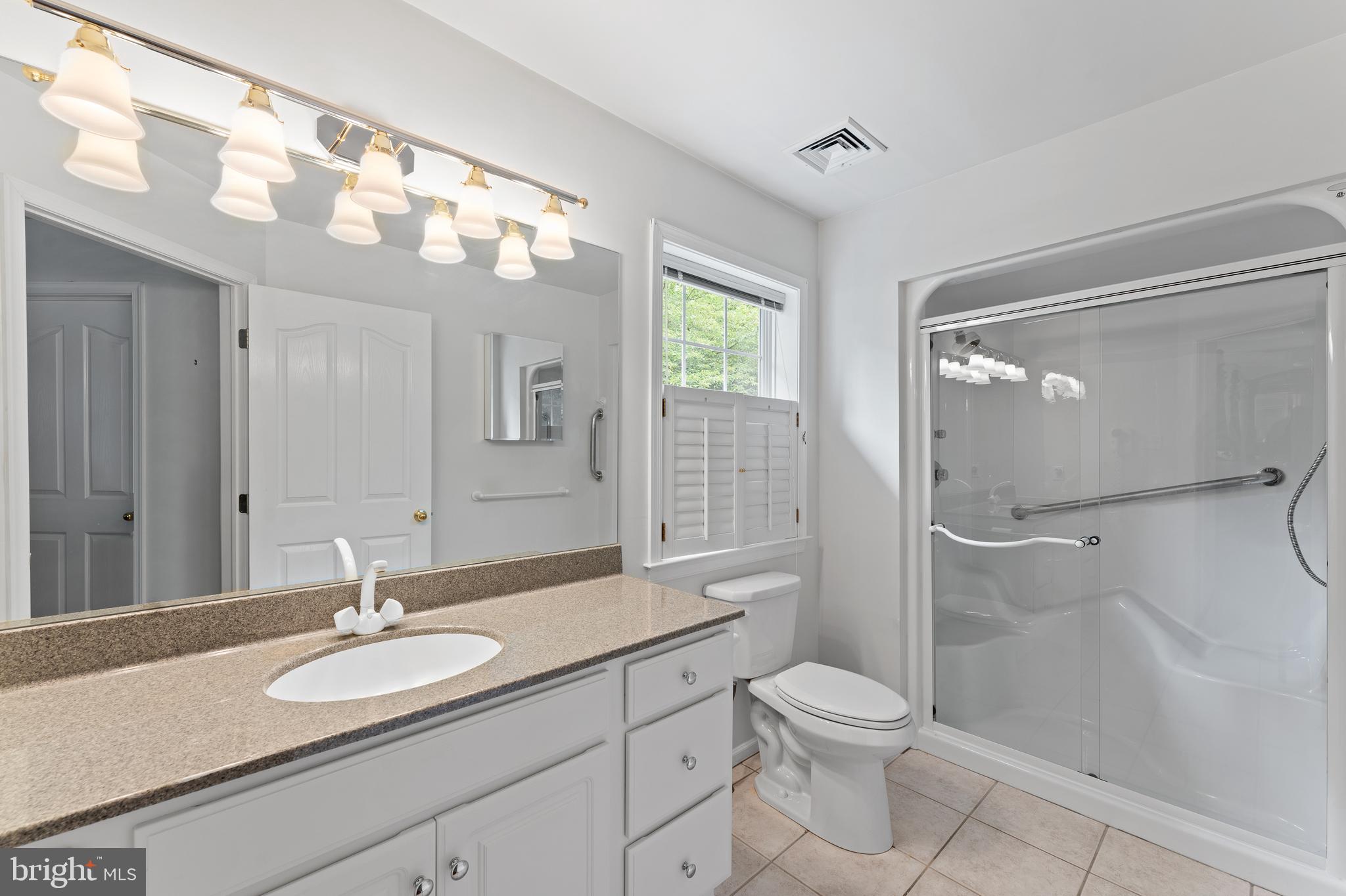 108 Willowburn Road Villanova, PA 19085 - Photo 27 of 46 En-suite Bathroom