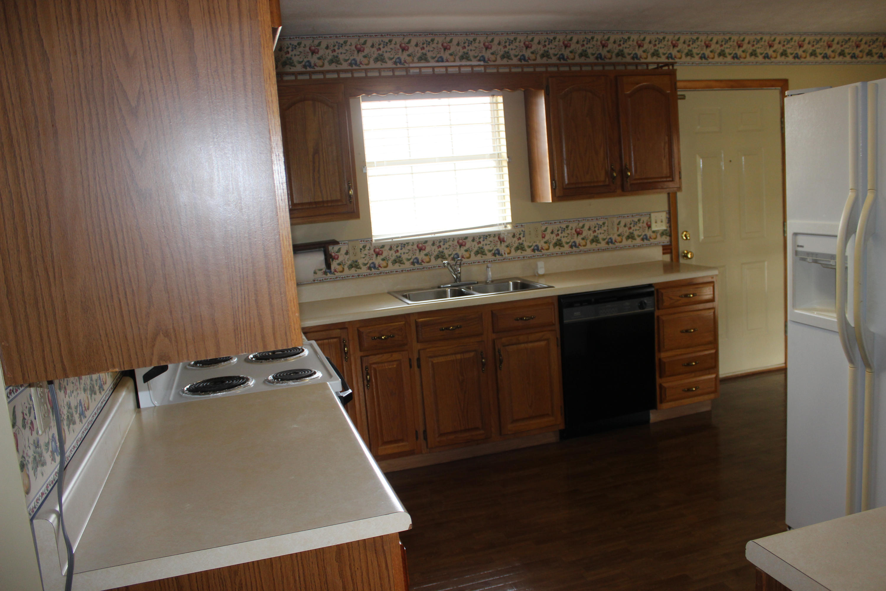 1216 Towe String Road Jacksboro, TN 37757 - Photo 14 of 32 IMG_6539