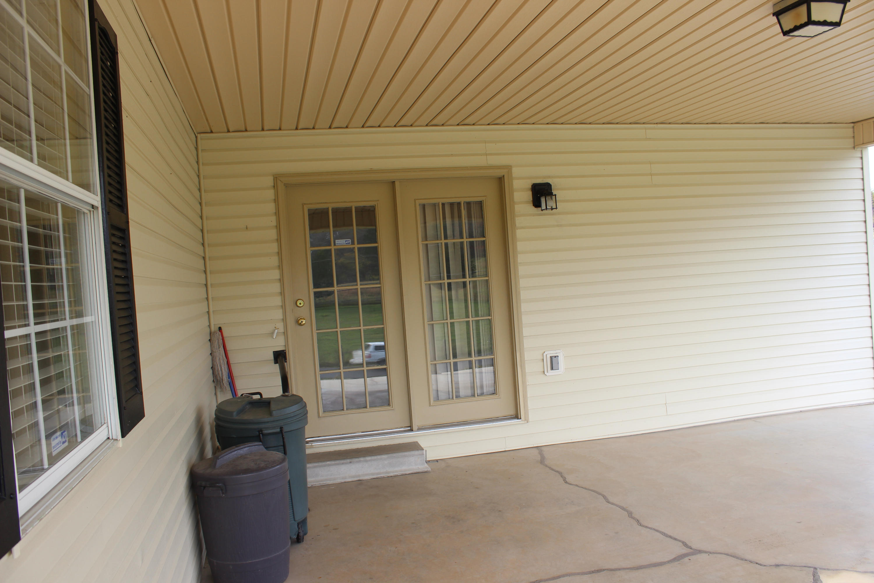 1216 Towe String Road Jacksboro, TN 37757 - Photo 30 of 32 IMG_6560