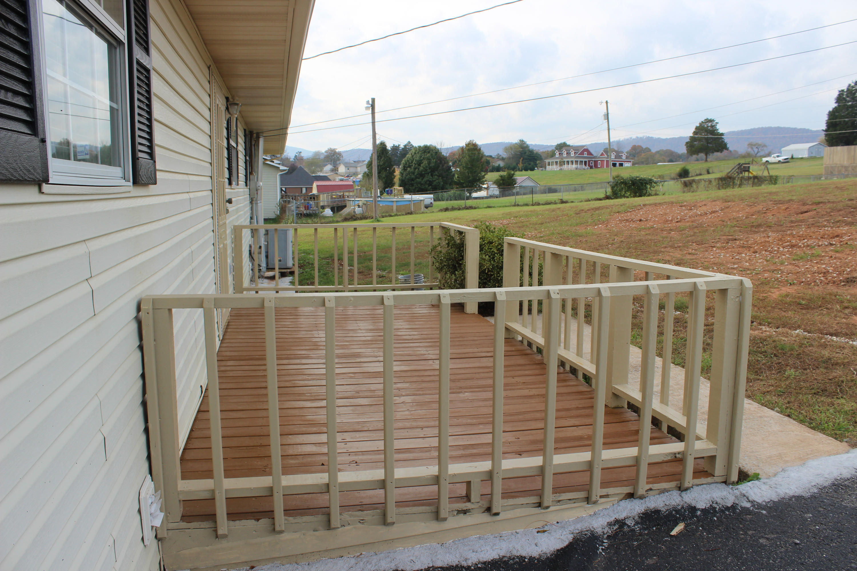 1216 Towe String Road Jacksboro, TN 37757 - Photo 32 of 32 IMG_6563