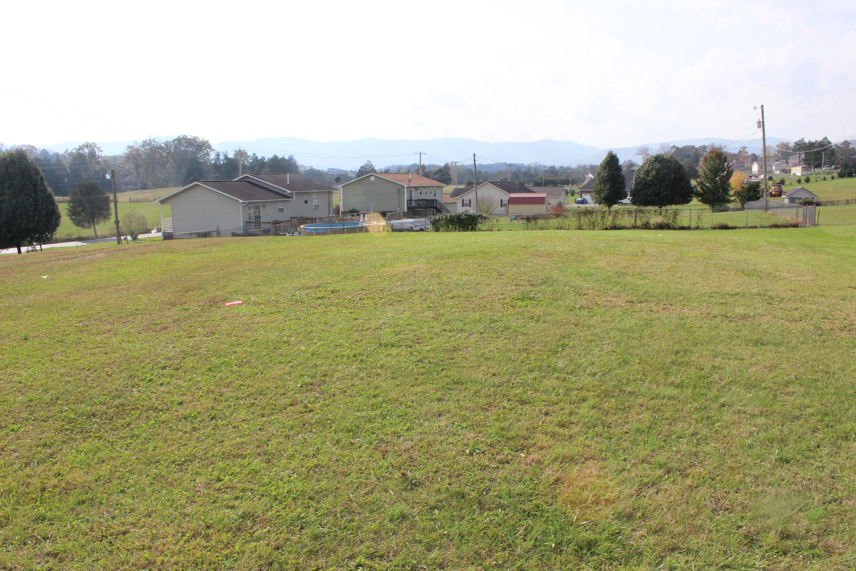 1216 Towe String Road Jacksboro, TN 37757 - Photo 7 of 32 IMG_6529