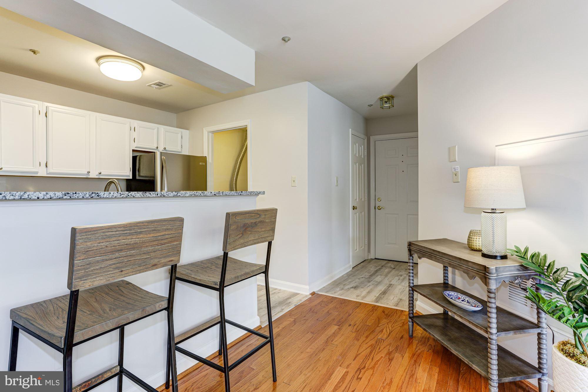 6832 Hayley Ridge Way, Unit O Baltimore, MD 21209 - Photo 13 of 28 Eat-in Kitchen