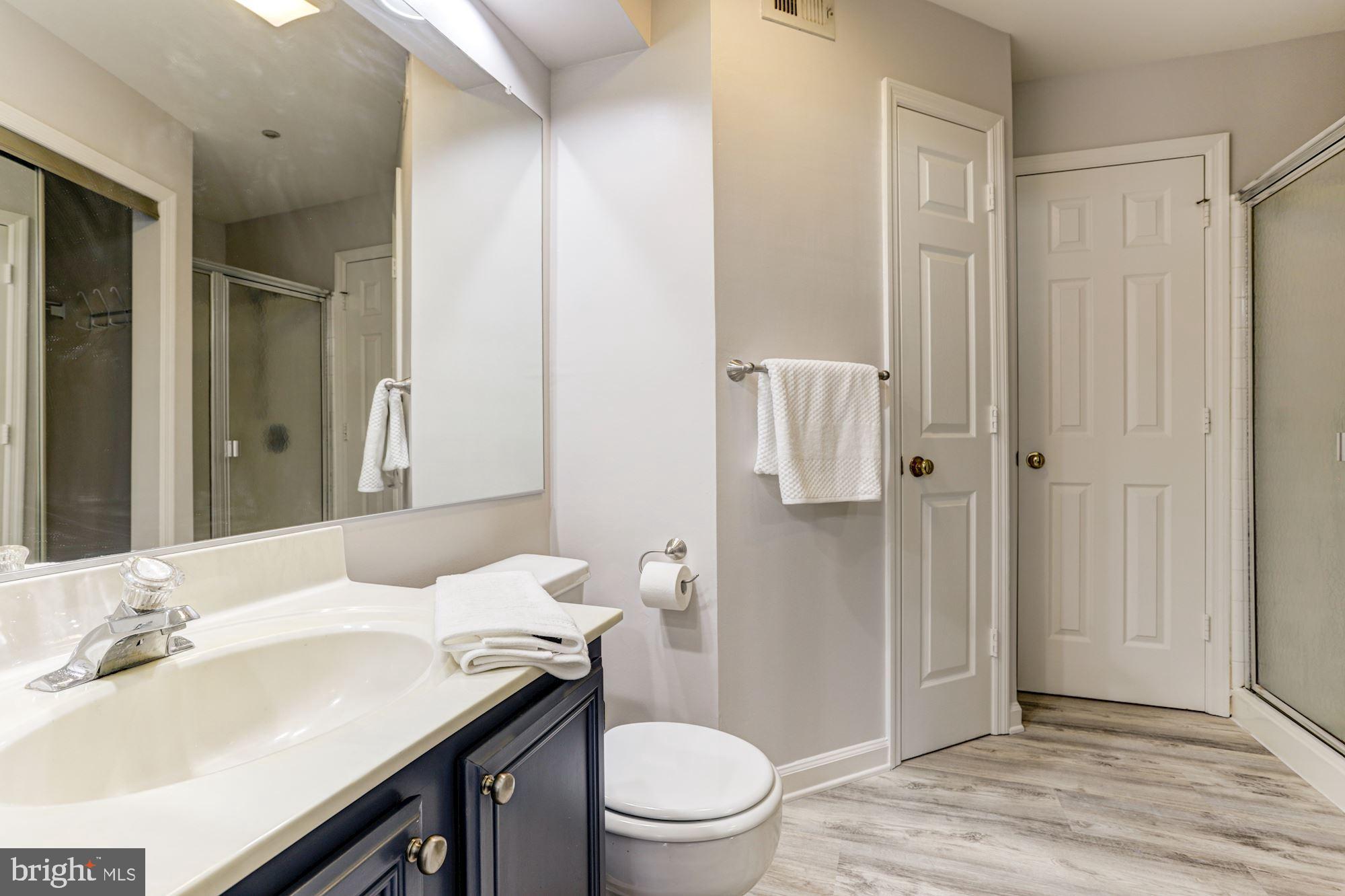 6832 Hayley Ridge Way, Unit O Baltimore, MD 21209 - Photo 21 of 28 Full Bath