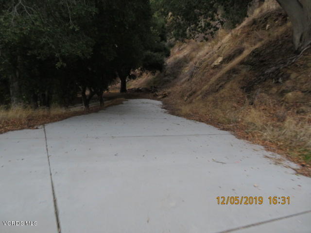 18452 Little Tujunga Canyon Road Canyon Country, CA 91387 - Photo 37 of 61 a view of outdoor space with green space