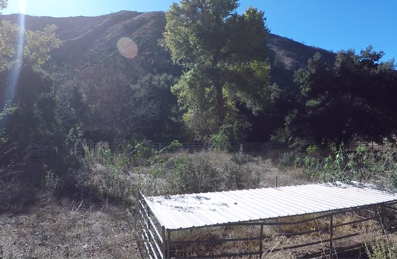18452 Little Tujunga Canyon Road Canyon Country, CA 91387 - Photo 47 of 61 a view of a backyard of the house