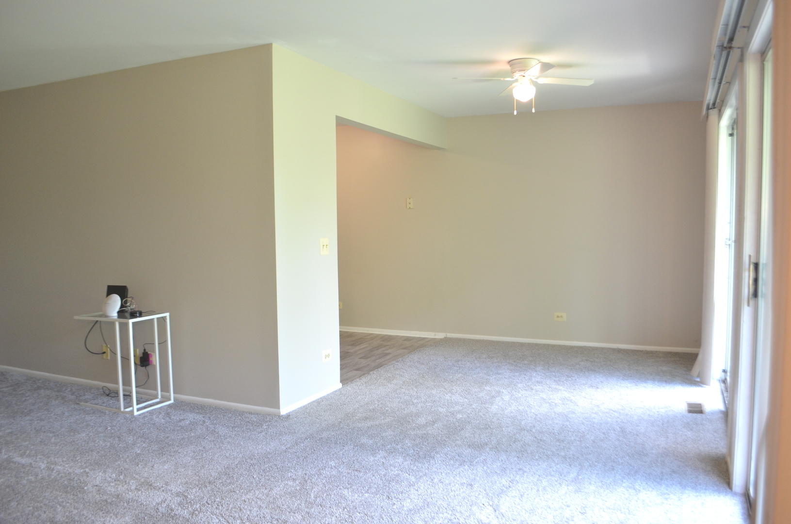 2 Aberdeen Court, Unit W1 Schaumburg, IL 60107 - Photo 5 of 31