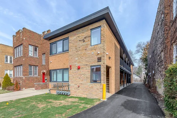 $1,795 | 1025 North Harlem Avenue, Unit D, Oak Park, IL 60302