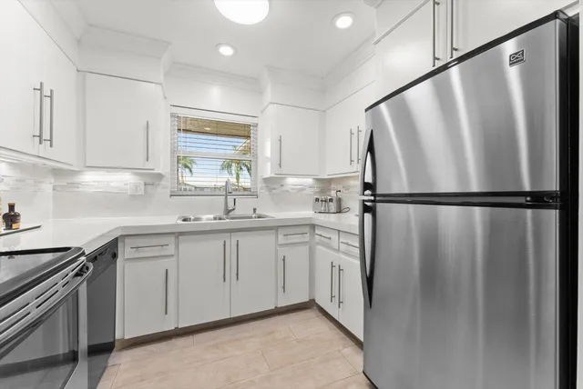 $229,900 | 14628 Canalview Drive, Unit D, Delray Beach, FL 33484