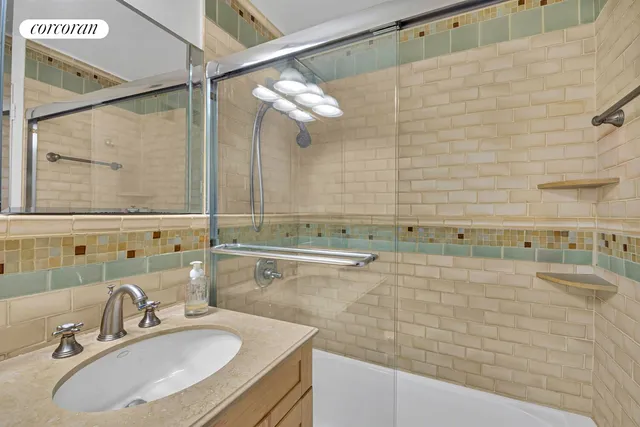 $675,000 | 205 3rd Avenue, Unit 15A | Gramercy