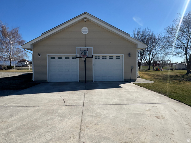 655 North 8th East Preston, ID 83263 - Photo 24 of 32 View of detached garage