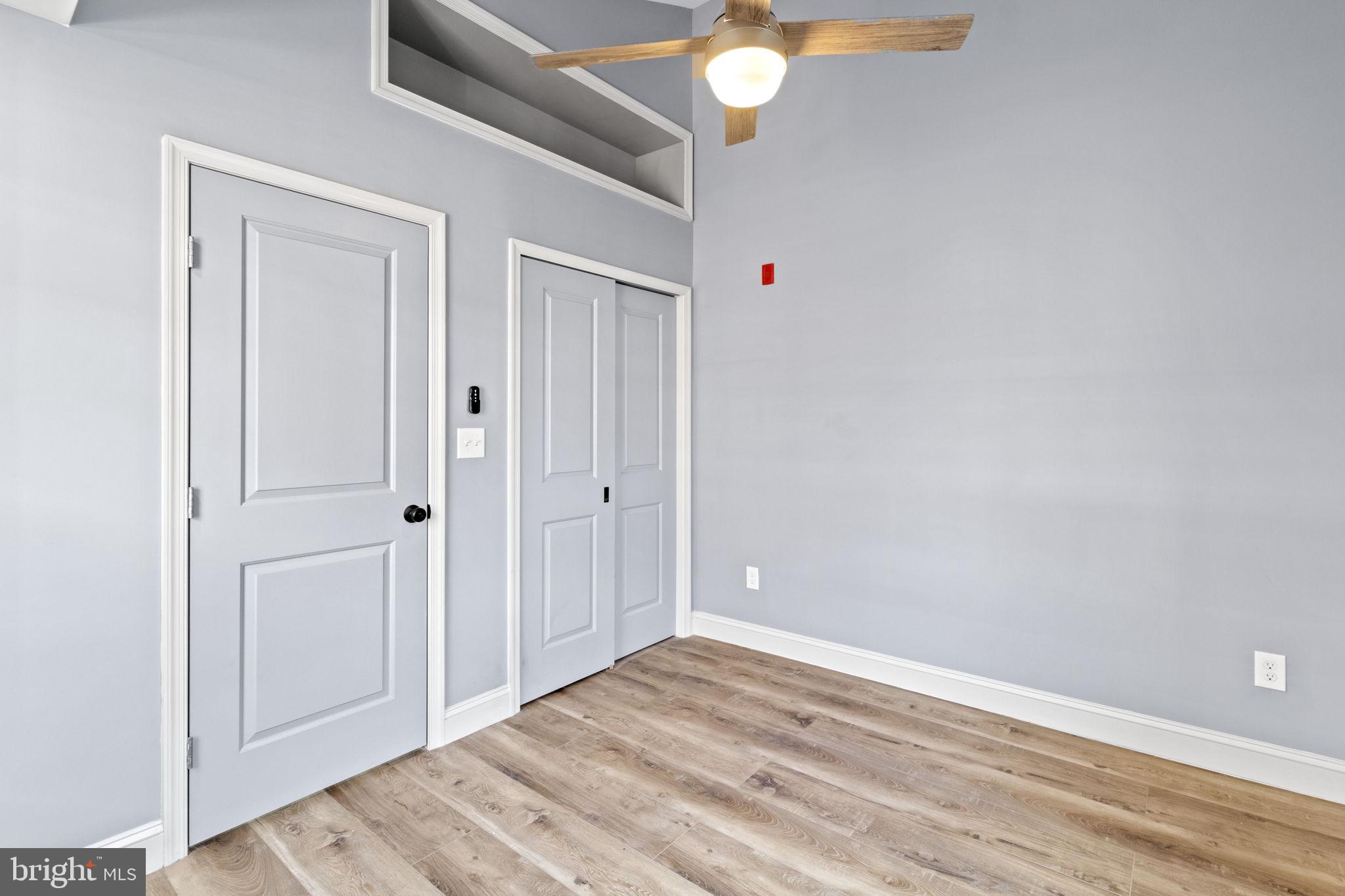 418 South 15th Street, Unit 2R Philadelphia, PA 19146 - Photo 24 of 26 a view of an empty room