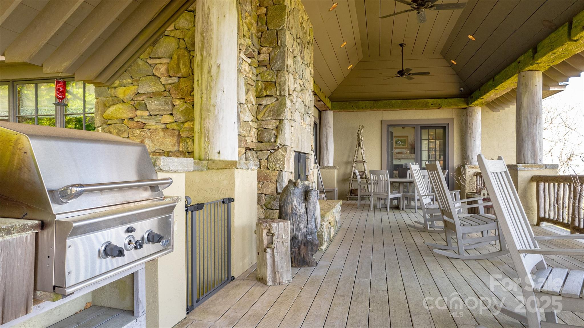 589 Summit Ridge Road Lake Toxaway, NC 28747 - Photo 14 of 48 Gallery Image 14