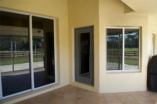 $1,799,000 | 2564 Deer Run Trail, Loxahatchee, FL 33470