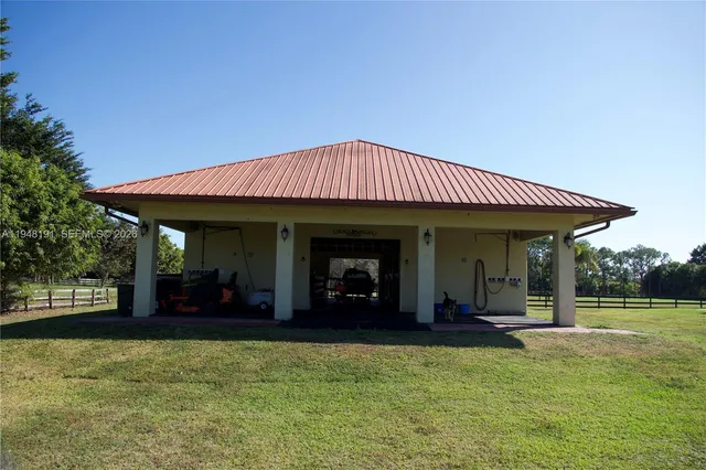 $1,799,000 | 2564 Deer Run Trail, Loxahatchee, FL 33470