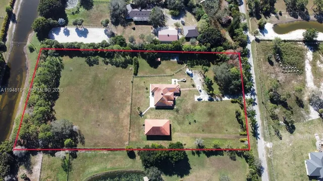 $1,799,000 | 2564 Deer Run Trail, Loxahatchee, FL 33470