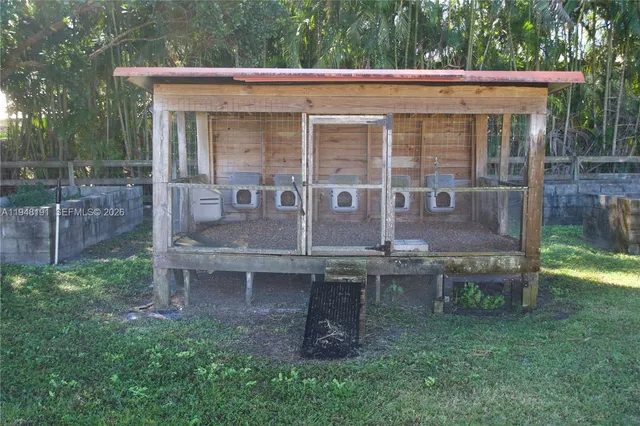 $1,799,000 | 2564 Deer Run Trail, Loxahatchee, FL 33470