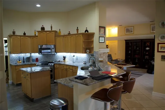 $1,799,000 | 2564 Deer Run Trail, Loxahatchee, FL 33470