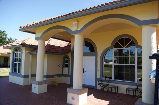 $1,799,000 | 2564 Deer Run Trail, Loxahatchee, FL 33470