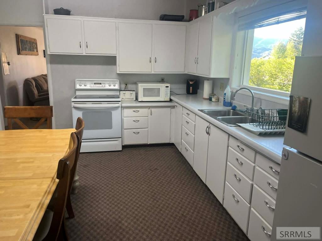 906 South Main Street Grace, ID 83241 - Photo 18 of 36