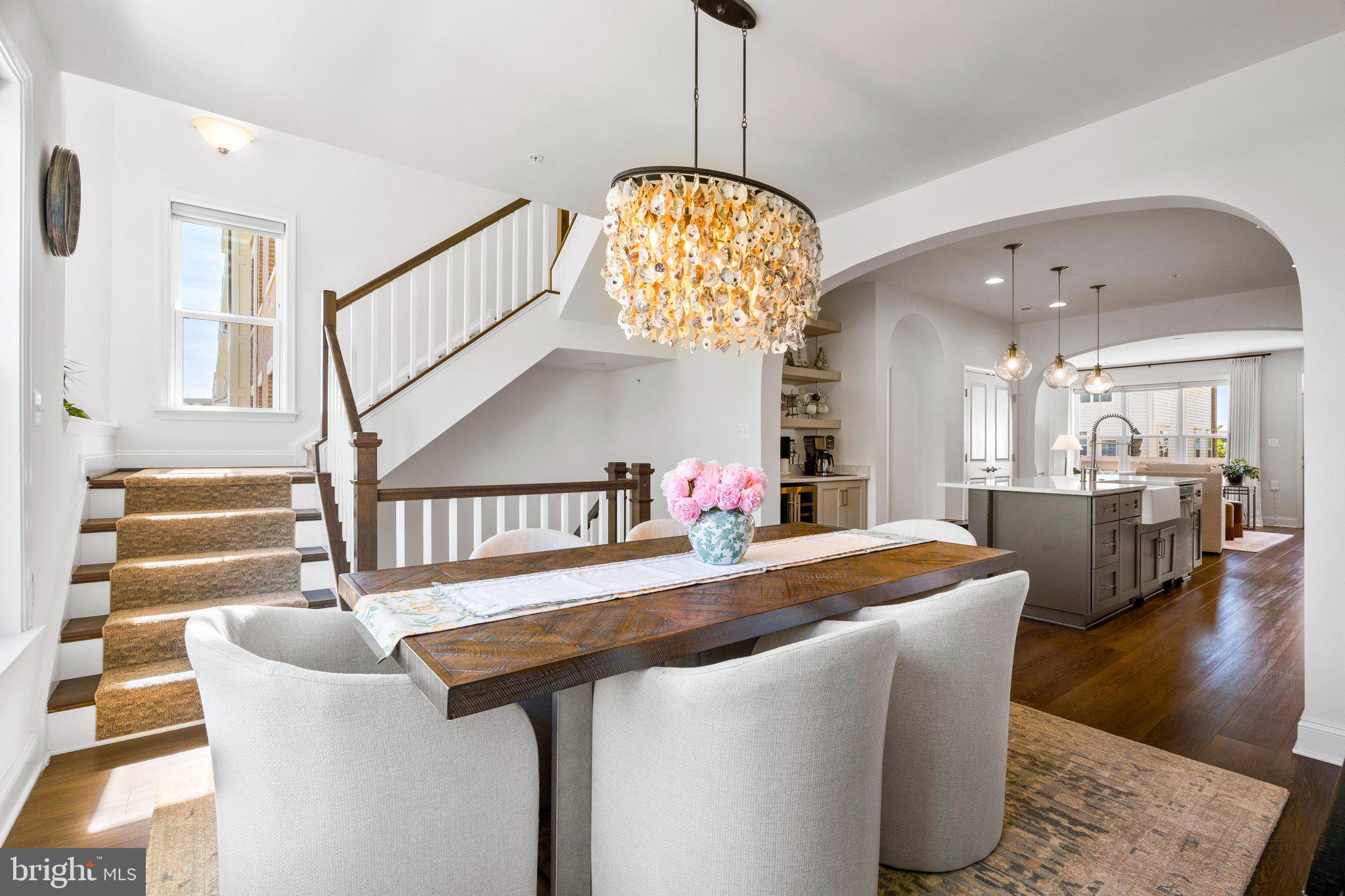 962 Holden Road Frederick, MD 21701 - Photo 11 of 53 Dining area
