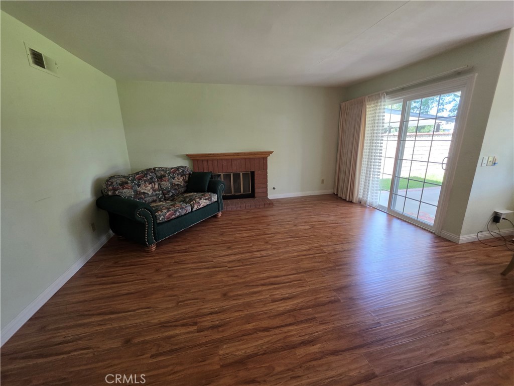 28012 Tupelo Ridge Drive Valencia, CA 91354 - Photo 12 of 26