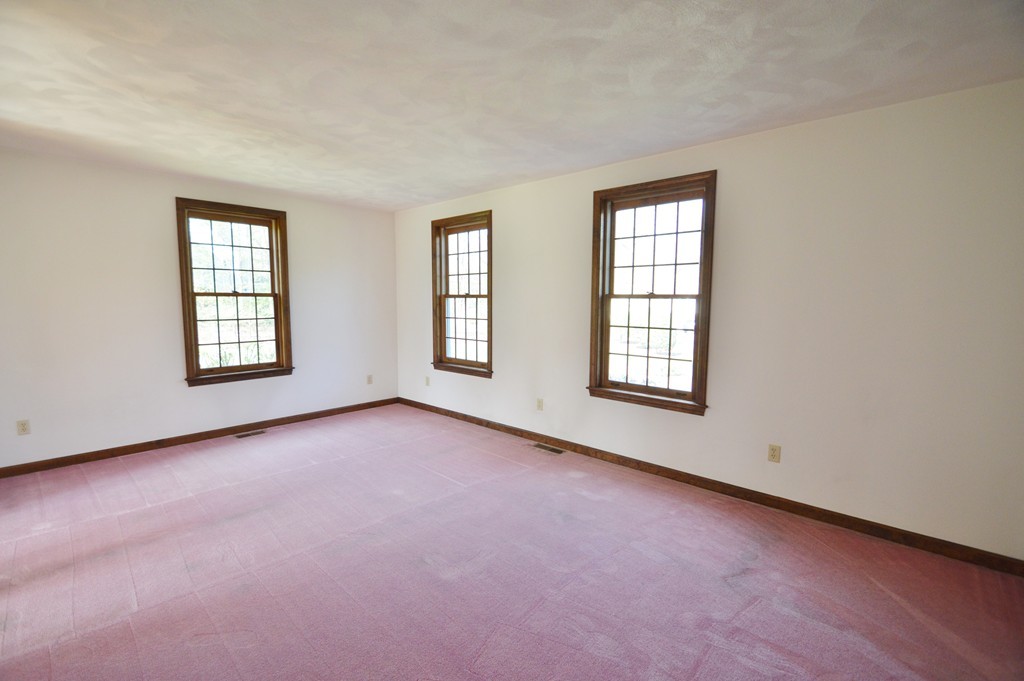663 Concord Road Marlborough, MA 01752 - Photo 11 of 30 Gallery Image 11