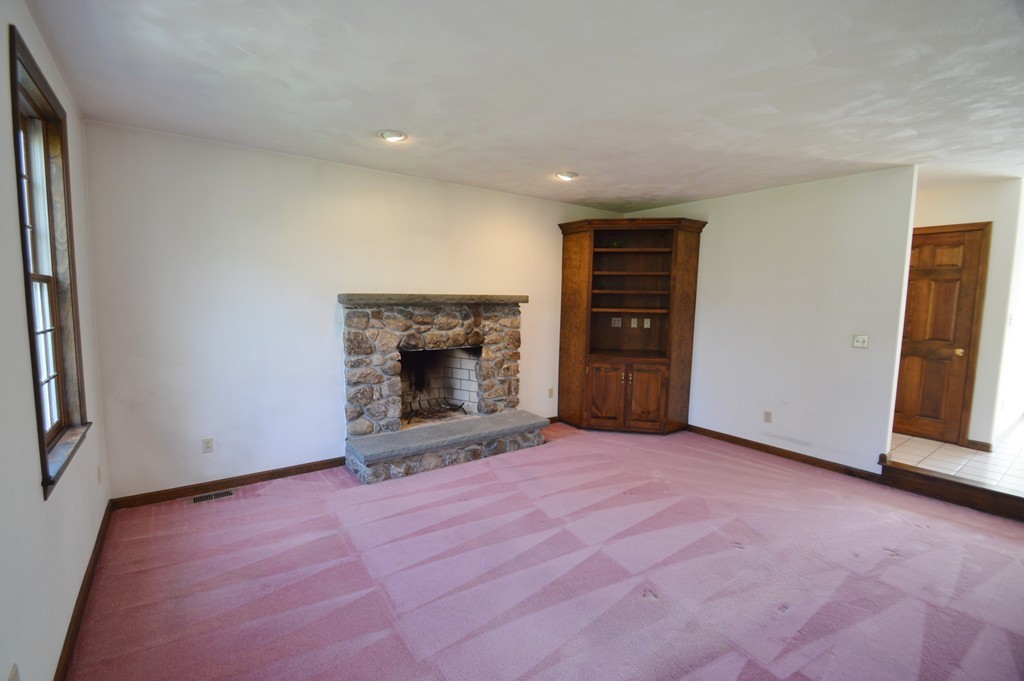 663 Concord Road Marlborough, MA 01752 - Photo 9 of 30 Gallery Image 9