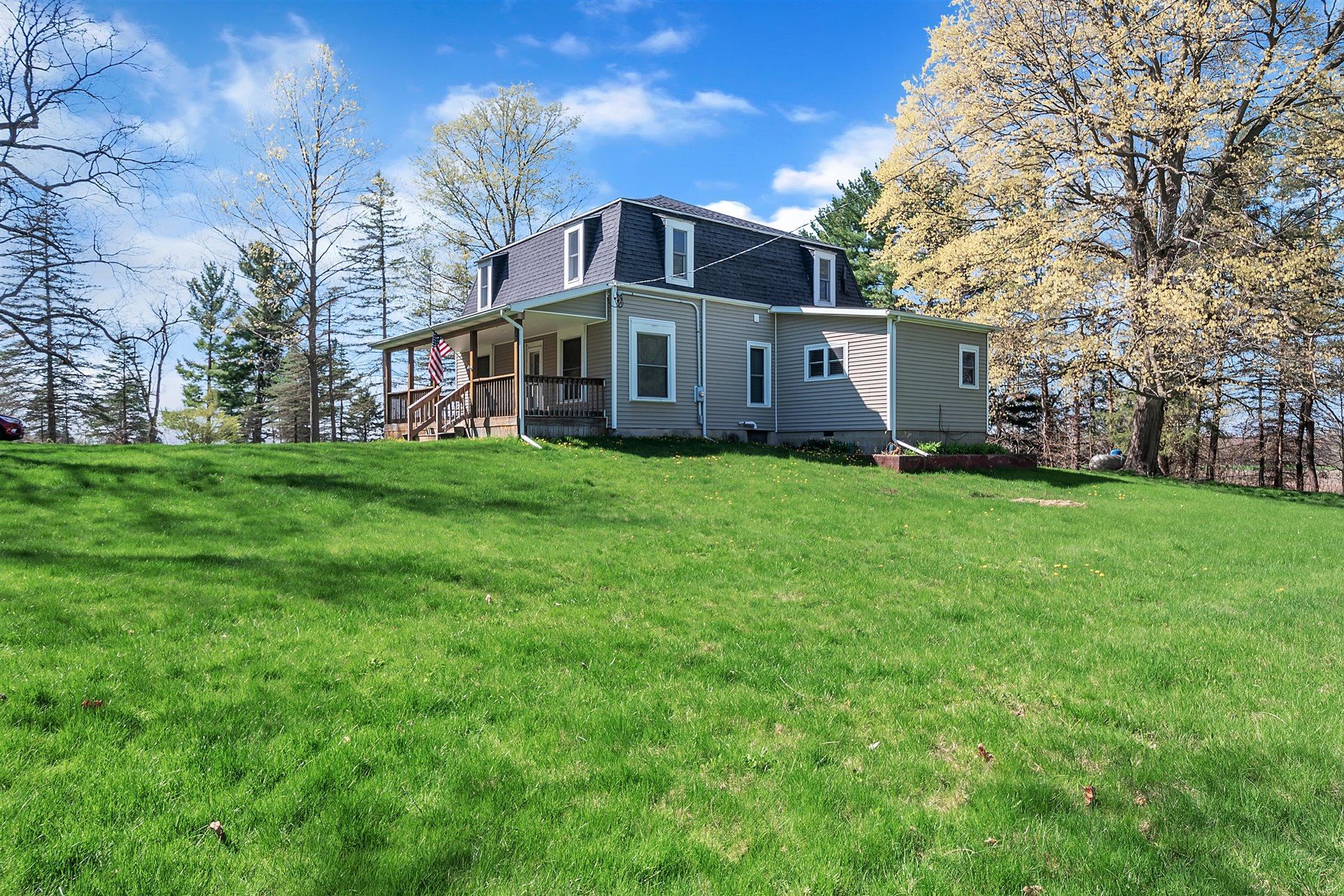 5514 Curtice Road Mason, MI 48854 - Photo 74 of 83 04-5514 W Curtice Rd-windowstill-realest