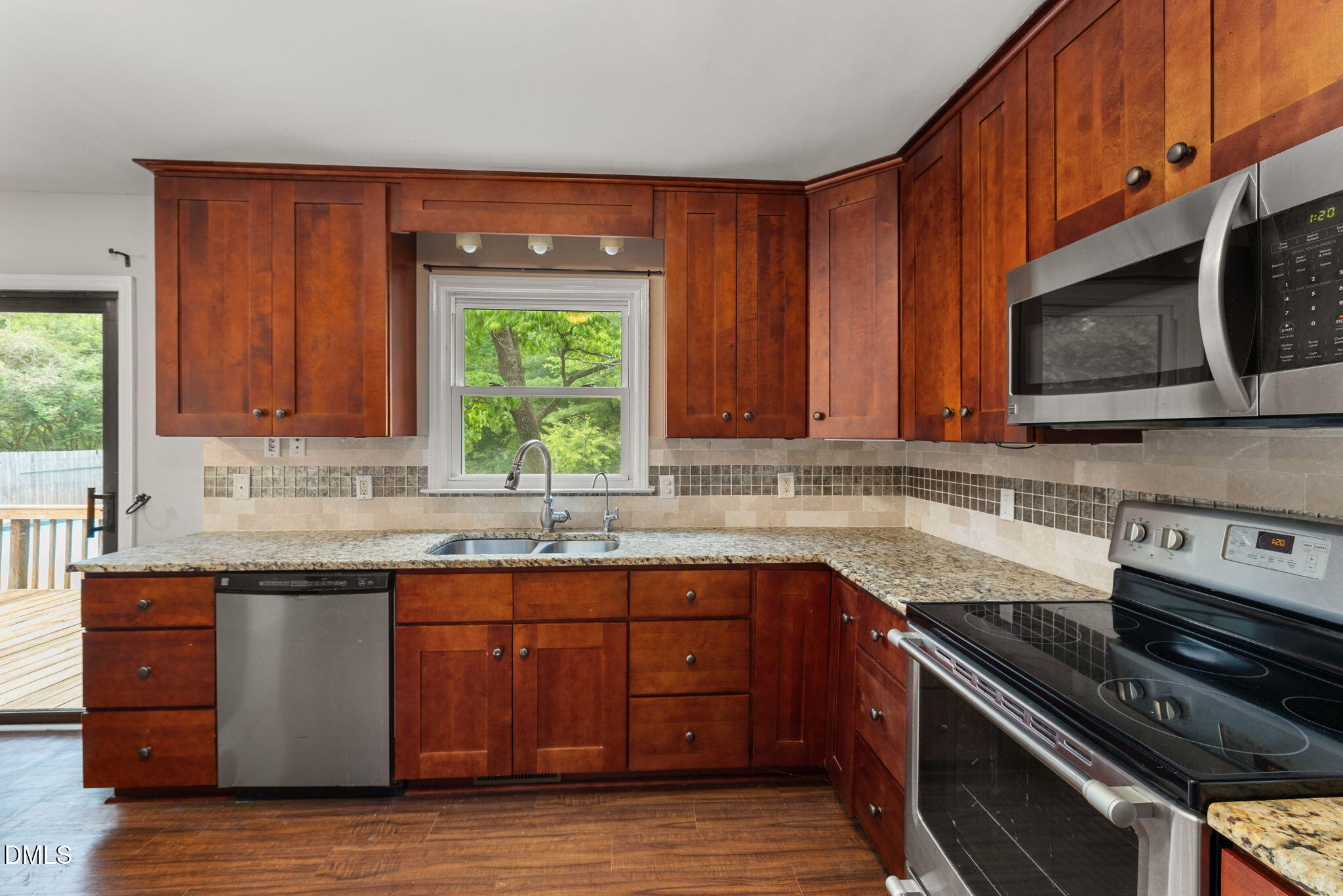 3209 Marie Drive Raleigh, NC 27604 - Photo 36 of 64 15-web-or-mls-DX3A3082