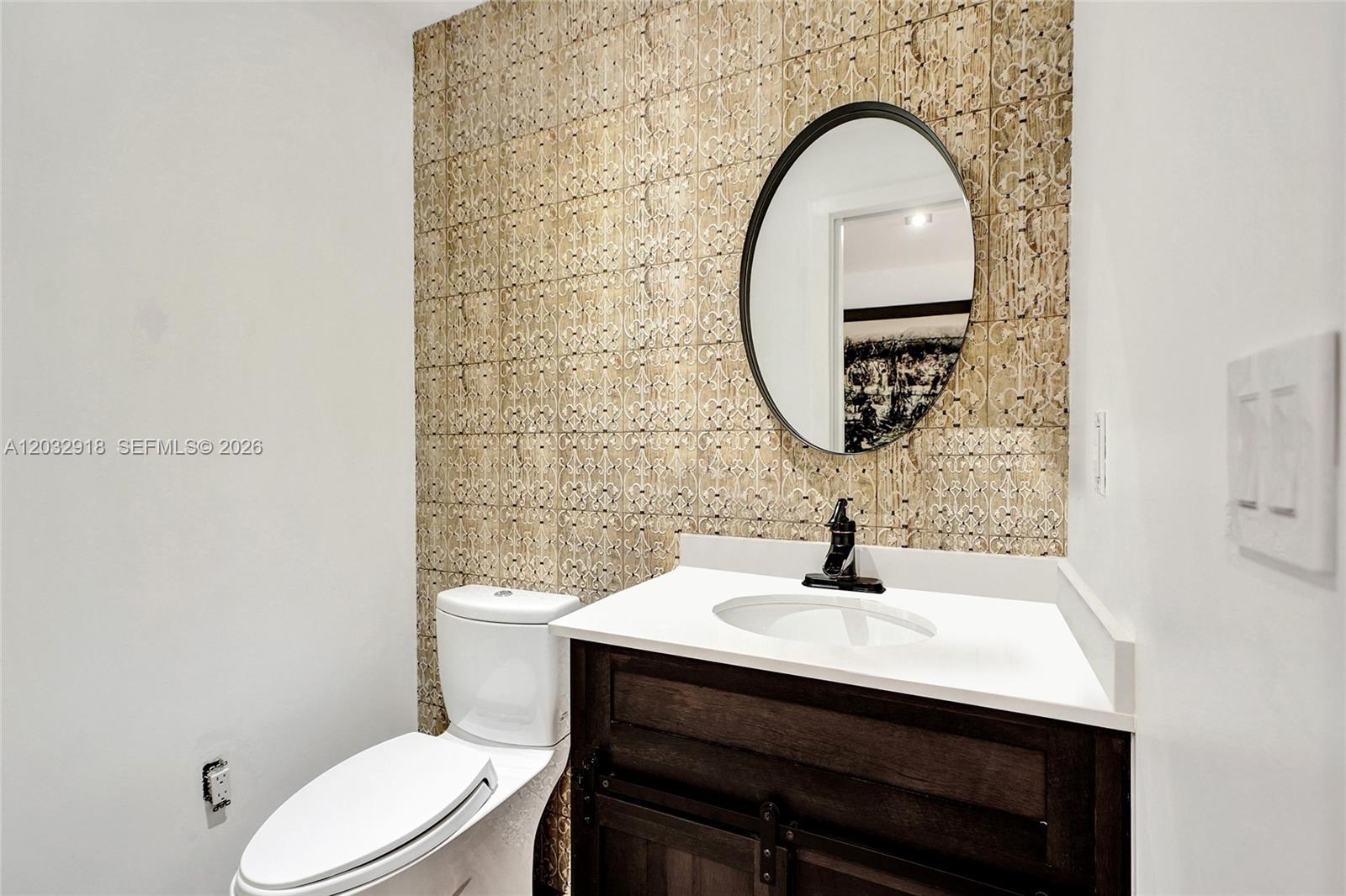 2075 Ixora Road North Miami, FL 33181 - Photo 30 of 32