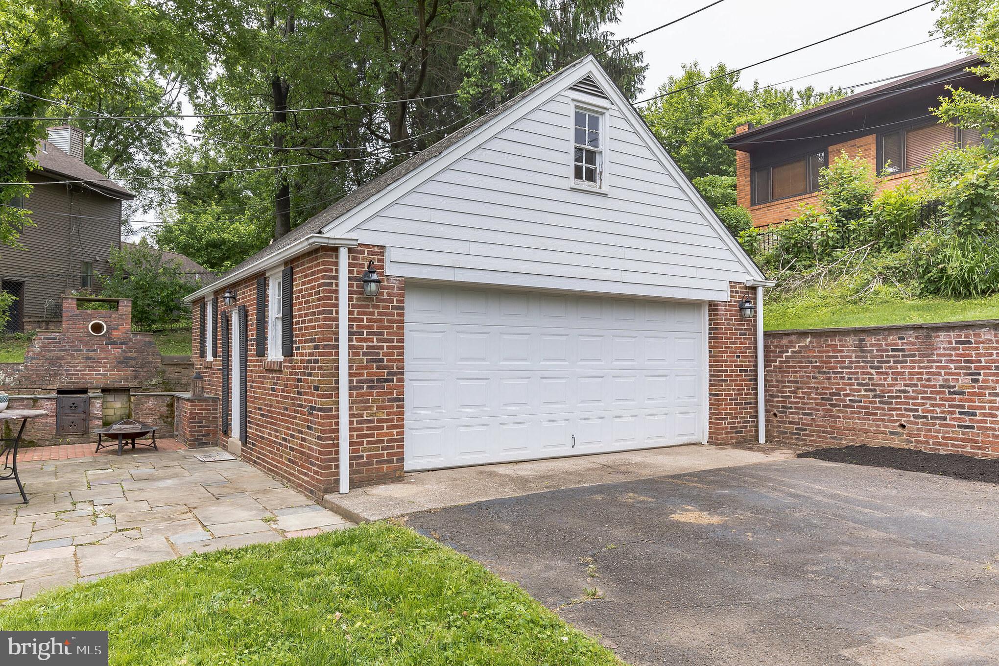 202 Liberty Road Elkins Park, PA 19027 - Photo 24 of 27 Garage