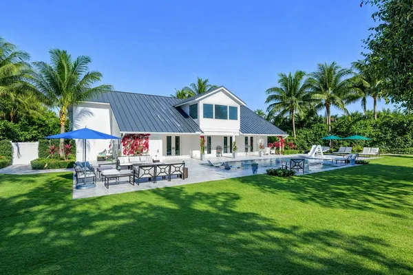 $1,990,000 | 8389 Southeast Woodcrest Place, Hobe Sound, FL 33455