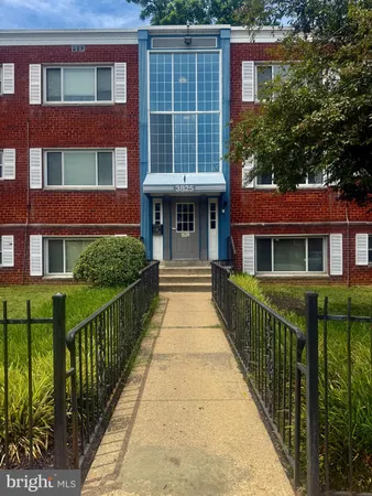 $214,900 | 3825 Hamilton Street, Unit C304, Hyattsville, MD 20781