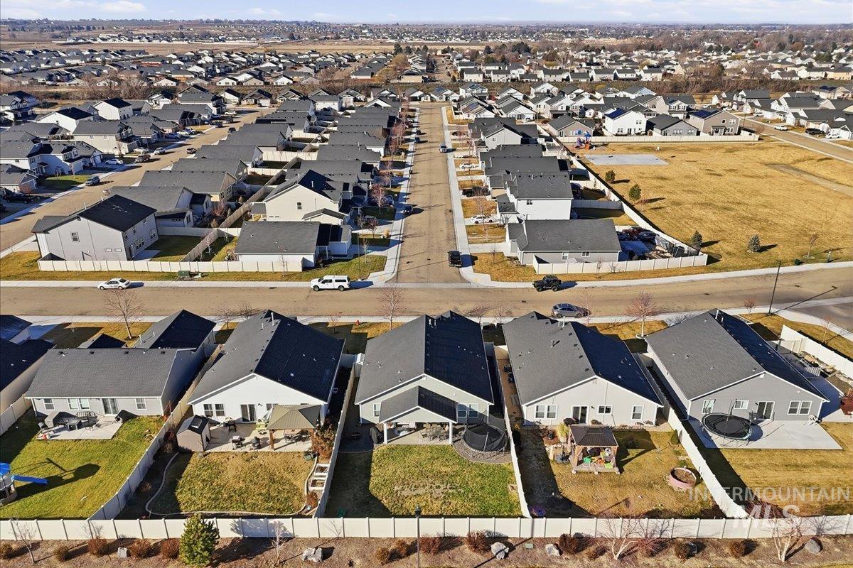 16682 Loggia Avenue Caldwell, ID 83607 - Photo 9 of 46 Aerial view of residential area