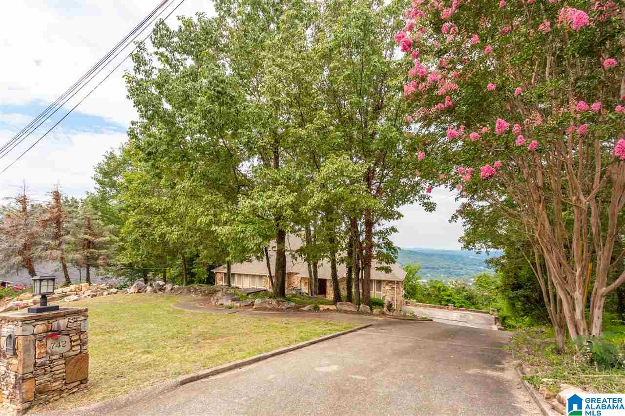 742 Hillyer High Road Anniston, AL 36207 - Photo 39 of 43