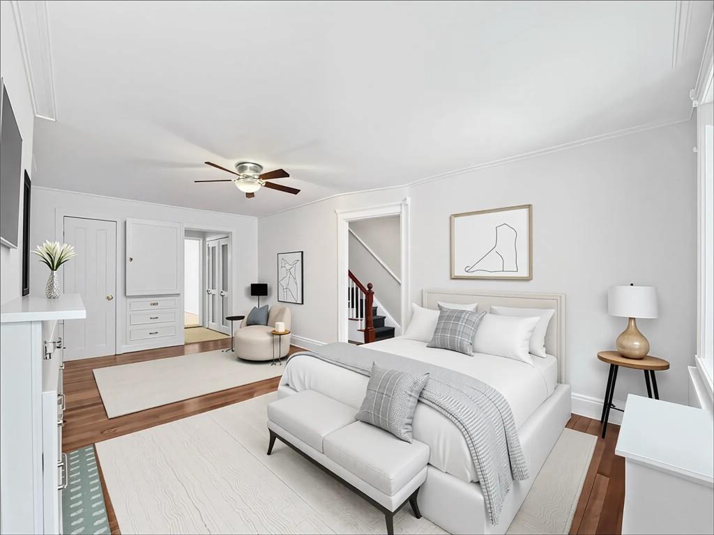 13 Windsor Place Brooklyn, NY 11215 - Photo 7 of 40 a bedroom with a bed and a lamp