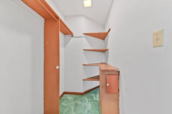 $584,900 | 8027 West Woodland Avenue, Wauwatosa, WI 53213