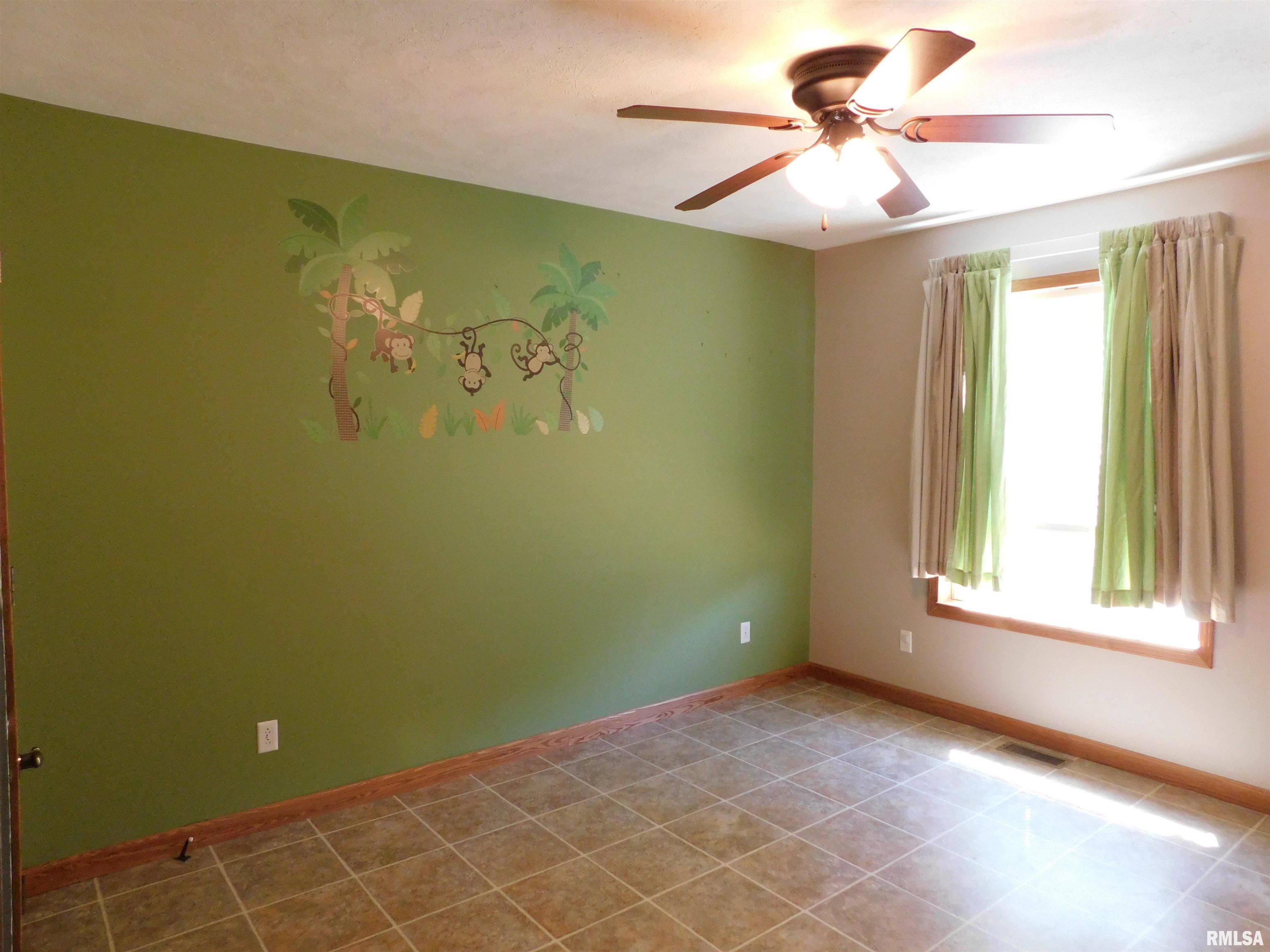 279 Deneal Road Harrisburg, IL 62946 - Photo 19 of 34